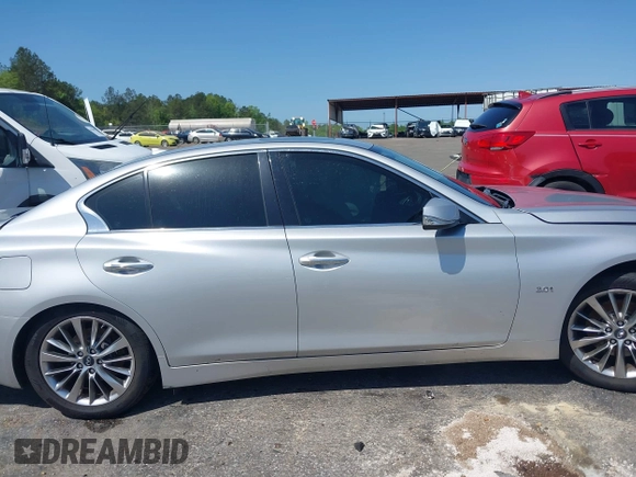 2018 Infiniti Q50 3.0t Luxe with VIN JN1EV7AR6JM441920, listed as a IAAI auction lot 41978441 with 126,455 mi miles. Bid and sale history available at carsss.com. Image 13.