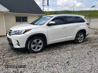 2017 Toyota Highlander Limited with VIN 5TDDZRFH1HS454615, listed as a Copart auction lot 59747485 with 126,269 mi miles and Salvage title. Bid and sale history available at DreamBid. Image 1.