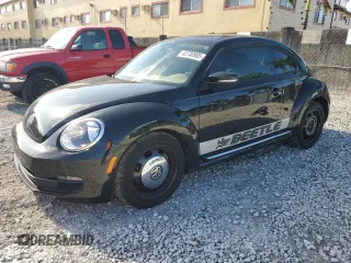 2013 Volkswagen Beetle 2.5L w/Sun с VIN 3VWJP7AT7DM690265, выставлен на аукционе Copart как лот 62730905 с пробегом 118 563 миль миль и Списание • Salvage title. История ставок и продаж доступна на DreamBid. Изображение 1.