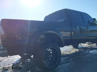 2004 Ford Super Duty F-250 XL with VIN 1FTNW21L24EA16797, listed as a IAAI auction lot 41747547 with 1 mi miles. Bid and sale history available at carsss.com. Image 6.