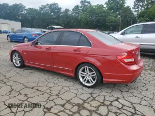 2012 Mercedes-Benz C 250 Sport z VIN WDDGF4HB7CR220929, wystawiony jako Copart lot #58982105 z przebiegiem 72 639 mil mil oraz Czysty tytuł • Clean title. Historia ofert i sprzedaży dostępna na DreamBid. Obrazek 2.