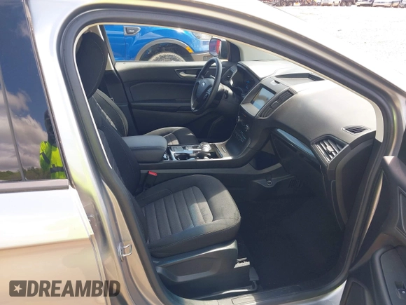 2020 Ford Edge SE z VIN 2FMPK3G90LBA58977, wystawiony jako IAAI lot #42007572 z przebiegiem 36 564 mil mil oraz . Historia ofert i sprzedaży dostępna na DreamBid. Obrazek 5.