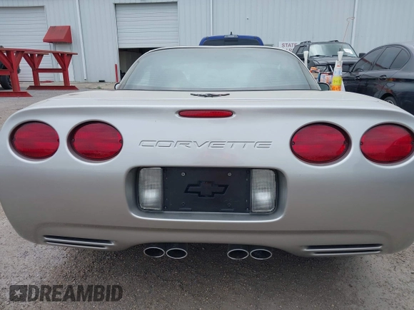 2004 Chevrolet Corvette with VIN 1G1YY22G645132408, listed as a IAAI auction lot 42110641 with 32,707 mi miles and . Bid and sale history available at DreamBid. Image 16.