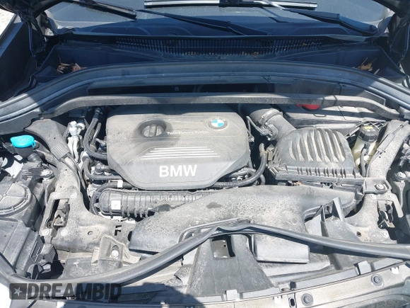 2018 BMW X1 xDrive28i with VIN WBXHT3C39J5F88234, listed as a IAAI auction lot 42044900 with 38,732 mi miles. Bid and sale history available at carsss.com. Image 10.