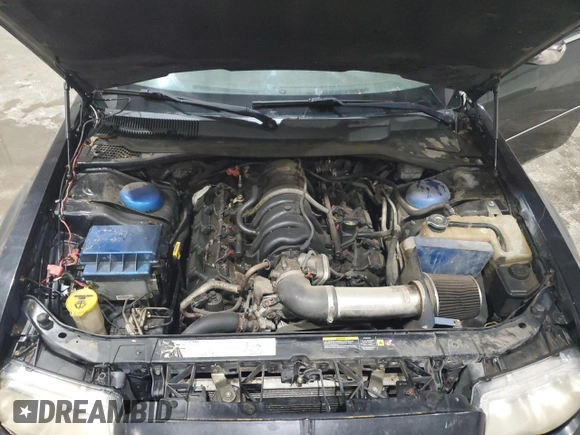 2006 Chrysler 300 C z VIN 2C3KA63H36H290155, wystawiony jako Copart lot #55321415 z przebiegiem Nie podano mil oraz Czysty tytuł • Clean title. Historia ofert i sprzedaży dostępna na DreamBid. Obrazek 11.