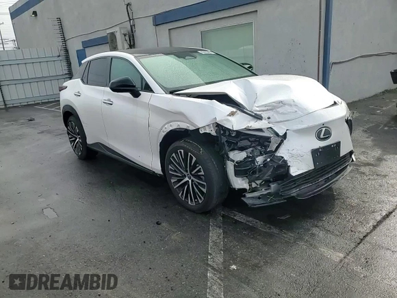 2023 Lexus RZ 450e Premium z VIN JTJAAAAB0PA012559, wystawiony jako Copart lot #43993495 z przebiegiem 18 790 mil mil oraz Szkoda całkowita • Salvage title. Historia ofert i sprzedaży dostępna na DreamBid. Obrazek 11.