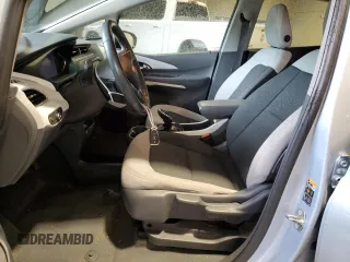 2017 Chevrolet Bolt EV LT z VIN 1G1FW6S09H4174042, wystawiony jako Copart lot #59214935 z przebiegiem 54 477 mil mil oraz Szkoda całkowita • Salvage title. Historia ofert i sprzedaży dostępna na DreamBid. Obrazek 7.