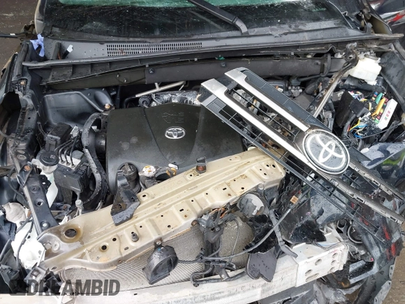 2018 Toyota Highlander LE с VIN 5TDBZRFH2JS855104, выставлен на аукционе IAAI как лот 42263950 с пробегом 51 070 миль миль и . История ставок и продаж доступна на DreamBid. Изображение 10.