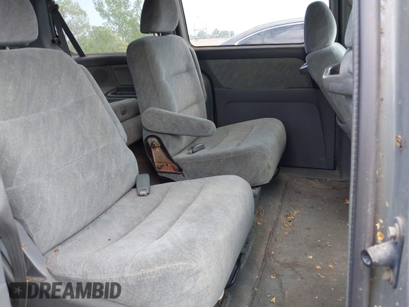 2000 Honda Odyssey EX with VIN 2HKRL1870YH623901, listed as a IAAI auction lot 42188870 with 151,254 mi miles and . Bid and sale history available at DreamBid. Image 8.