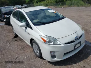 2010 Toyota Prius II with VIN JTDKN3DU7A0186713, listed as a IAAI auction lot 42139517 with 203,759 mi miles. Bid and sale history available at carsss.com. Image 1.