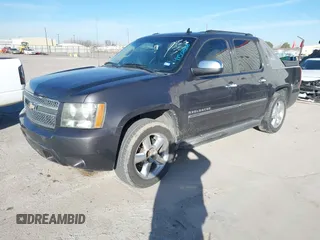 2010 Chevrolet Avalanche LTZ with VIN 3GNNCGE03AG268382, listed as a IAAI auction lot 41502808 with 254,571 mi miles and . Bid and sale history available at DreamBid. Image 17.