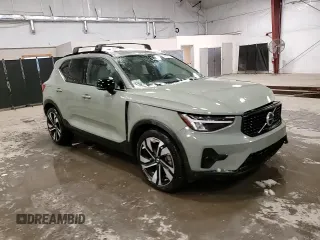 2023 Volvo XC40 Plus Dark Theme with VIN YV4L12UW2P2024297, listed as a Copart auction lot 44742735 with 15,666 mi miles and Salvage title. Bid and sale history available at DreamBid. Image 14.