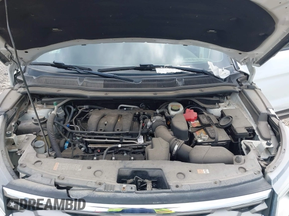 2018 Ford Explorer XLT with VIN 1FM5K8D82JGB43194, listed as a IAAI auction lot 39942301 with 123,033 mi miles and . Bid and sale history available at carsss.com. Image 10.
