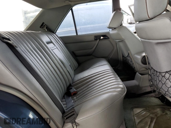 1987 Mercedes-Benz 300 with VIN WDBEB33D3HA355359, listed as a Copart auction lot 49532285 with 145,899 mi miles and Clean Title. Bid and sale history available at DreamBid. Image 10.