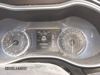 2015 Chrysler 200 Limited with VIN 1C3CCCAB5FN724790, listed as a IAAI auction lot 41602194 with 93,708 mi miles. Bid and sale history available at carsss.com. Image 7.