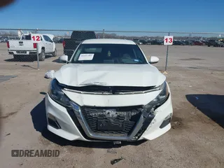 2020 Nissan Altima S with VIN 1N4BL4BV8LC131735, listed as a IAAI auction lot 41657382 with 121,267 mi miles and . Bid and sale history available at carsss.com. Image 12.