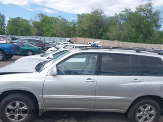 2007 Toyota Highlander w/3rd Row z VIN JTEEP21A370210215, wystawiony jako IAAI lot #42320402 z przebiegiem 166 315 mil mil oraz . Historia ofert i sprzedaży dostępna na DreamBid. Obrazek 14.