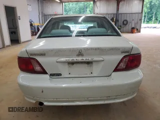 2002 Mitsubishi Galant ES z VIN 4A3AA46G12E074382, wystawiony jako Copart lot #55749215 z przebiegiem 153 639 mil mil oraz Szkody całkowita. Historia ofert i sprzedaży dostępna na DreamBid. Obrazek 6.