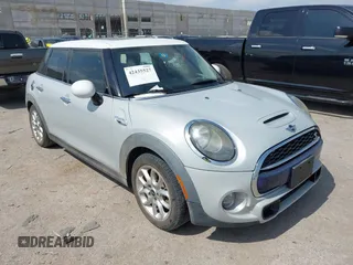 2015 MINI Hardtop 4 Door S с VIN WMWXU3C53F2B66523, выставлен на аукционе IAAI как лот 42435527 с пробегом 68 567 миль миль и . История ставок и продаж доступна на DreamBid. Изображение 1.