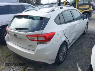 2017 Subaru Impreza Premium z VIN 4S3GTAD60H3715347, wystawiony jako IAAI lot #42218611 z przebiegiem 52 367 mil mil oraz . Historia ofert i sprzedaży dostępna na DreamBid. Obrazek 4.