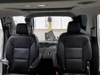 2018 Chevrolet Traverse LT Leather with VIN 1GNERHKW2JJ144180, listed as a Copart auction lot 51985195 with 93,371 mi miles and Salvage Title. Bid and sale history available at carsss.com. Image 10.