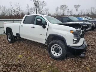 2020 Chevrolet Silverado 3500HD Work Truck with VIN 1GC4YSEY2LF169345, listed as a Copart auction lot 45728405 with 136,375 mi miles and Salvage title. Bid and sale history available at DreamBid. Image 1.