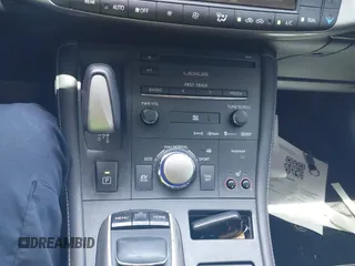 2014 Lexus CT 200h с VIN JTHKD5BH4E2191414, выставлен на аукционе IAAI как лот 42500642 с пробегом 109 498 миль миль и . История ставок и продаж доступна на DreamBid. Изображение 11.