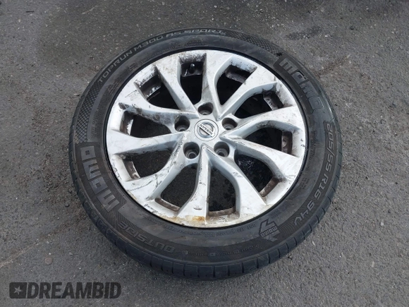 2018 Nissan Sentra SV z VIN 3N1AB7AP9JL643361, wystawiony jako IAAI lot #42082745 z przebiegiem 116 033 mil mil oraz . Historia ofert i sprzedaży dostępna na DreamBid. Obrazek 11.