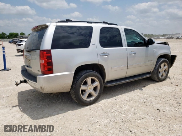 2010 Chevrolet Tahoe LTZ z VIN 1GNUCCE02AR183523, wystawiony jako Copart lot #59524985 z przebiegiem 197 580 mil mil oraz Szkoda całkowita • Salvage title. Historia ofert i sprzedaży dostępna na DreamBid. Obrazek 3.