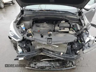 2017 Hyundai Santa Fe 2.4L z VIN 5NMZTDLB1HH036584, wystawiony jako Copart lot #56033815 z przebiegiem 56 003 mil mil oraz Szkoda całkowita • Salvage title. Historia ofert i sprzedaży dostępna na DreamBid. Obrazek 12.