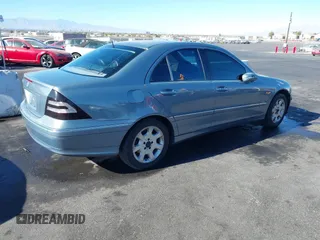 2005 Mercedes-Benz C 240 with VIN WDBRF61J85A764789, listed as a IAAI auction lot 41319572 with 8,921 mi miles and . Bid and sale history available at DreamBid. Image 4.