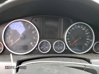 2008 Volkswagen Touareg V6 z VIN WVGBE77L08D043577, wystawiony jako Copart lot #50735775 z przebiegiem Nie podano mil oraz Szkoda całkowita • Salvage title. Historia ofert i sprzedaży dostępna na DreamBid. Obrazek 9.