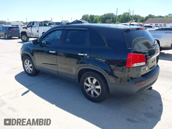 2013 Kia Sorento LX with VIN 5XYKT4A25DG383277, listed as a IAAI auction lot 42038106 with 108,166 mi miles. Bid and sale history available at carsss.com. Image 3.