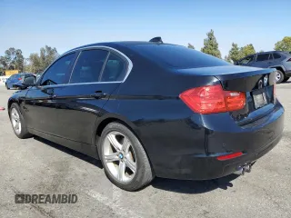 2015 BMW 3 Series 328i z VIN WBA3A5G51FNS82697, wystawiony jako Copart lot #62792405 z przebiegiem 177 882 mil mil oraz Szkoda całkowita • Salvage title. Historia ofert i sprzedaży dostępna na DreamBid. Obrazek 2.