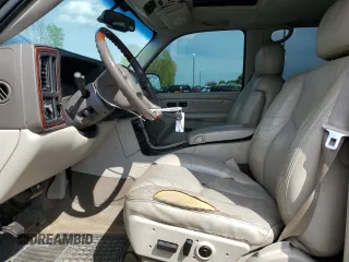 2005 Cadillac Escalade z VIN 1GYEK63NX5R163942, wystawiony jako Copart lot #55406495 z przebiegiem 231 861 mil mil oraz Szkoda całkowita • Salvage title. Historia ofert i sprzedaży dostępna na DreamBid. Obrazek 7.