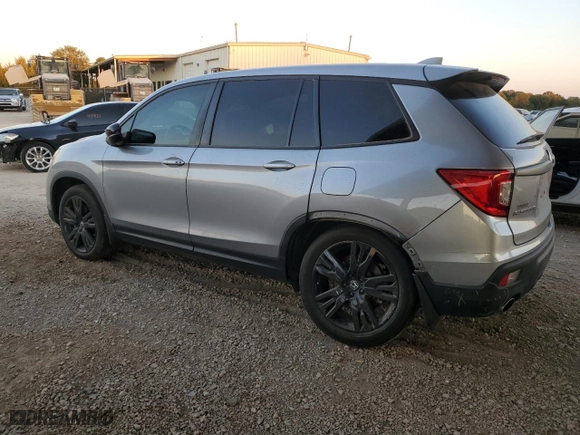 2021 Honda Passport Sport with VIN 5FNYF7H27MB007938, listed as a Copart auction lot 74926504 with 61,562 mi miles and Salvage Title. Bid and sale history available at carsss.com. Image 2.
