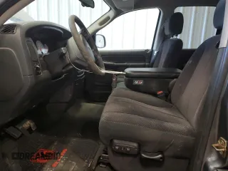 2005 Dodge 2500 ST z VIN 3D7KR28C95G746268, wystawiony jako Copart lot #44561345 z przebiegiem 249 067 mil mil oraz Szkody całkowita. Historia ofert i sprzedaży dostępna na DreamBid. Obrazek 7.