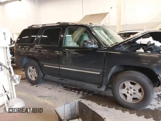 2004 Chevrolet Tahoe LS with VIN 1GNEC13TX4R300419, listed as a IAAI auction lot 41848279 with 38,252 mi miles. Bid and sale history available at carsss.com. Image 14.