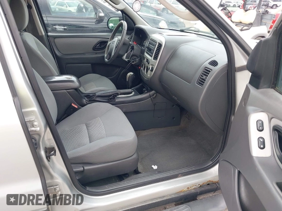 2006 Ford Escape XLT с VIN 1FMYU03176KC04783, выставлен на аукционе IAAI как лот 42464989 с пробегом 145 348 миль миль и . История ставок и продаж доступна на DreamBid. Изображение 5.