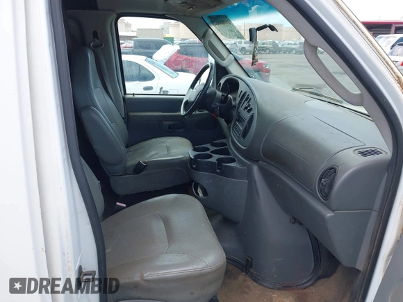 2008 Ford Econoline Cargo Commercial with VIN 1FTNS24L18DA78176, listed as a IAAI auction lot 41708662 with 171,532 mi miles and . Bid and sale history available at DreamBid. Image 5.