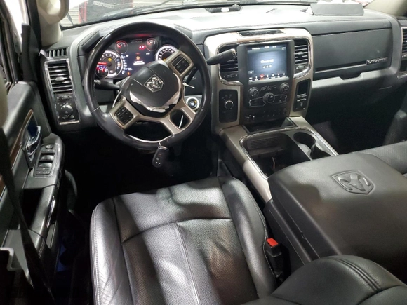 2018 Ram 2500 Laramie with VIN 3C6UR5FL9JG276560, listed as a Copart auction lot 88027765 with 83,228 mi miles and Salvage Title. Bid and sale history available at carsss.com. Image 8.