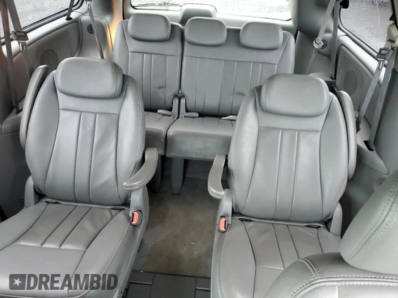 2006 Dodge Grand Caravan SXT z VIN 2D4GP44L56R786238, wystawiony jako Copart lot #55799425 z przebiegiem 173 150 mil mil oraz Czysty tytuł • Clean title. Historia ofert i sprzedaży dostępna na DreamBid. Obrazek 10.