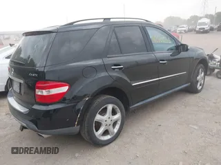 2008 Mercedes-Benz M 350 с VIN 4JGBB86E28A427847, выставлен на аукционе IAAI как лот 42509265 с пробегом 227 947 миль миль и . История ставок и продаж доступна на DreamBid. Изображение 4.
