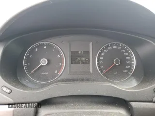 2013 Volkswagen Jetta SEL с VIN 3VWLX7AJ9DM445880, выставлен на аукционе Copart как лот 62059235 с пробегом 231 887 миль миль и Списание • Salvage title. История ставок и продаж доступна на DreamBid. Изображение 9.