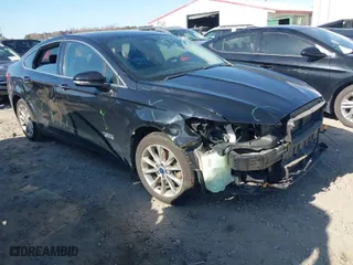 2017 Ford Fusion Energi SE with VIN 3FA6P0PU4HR183628, listed as a IAAI auction lot 41521242 with 143,219 mi miles. Bid and sale history available at carsss.com. Image 1.