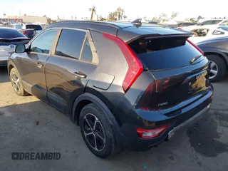 2024 Kia Niro LX with VIN KNDCP3LE4R5121941, listed as a IAAI auction lot 41841266 with 74,683 mi miles. Bid and sale history available at carsss.com. Image 3.