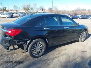 2011 Chrysler 200 Limited with VIN 1C3BC2FG4BN603513, listed as a IAAI auction lot 41036136 with 48,512 mi miles. Bid and sale history available at carsss.com. Image 4.