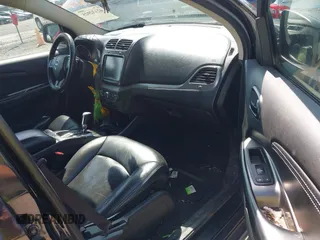 2015 Dodge Journey Crossroad z VIN 3C4PDDGG8FT633483, wystawiony jako IAAI lot #42132925 z przebiegiem 138 235 mil mil oraz . Historia ofert i sprzedaży dostępna na DreamBid. Obrazek 5.