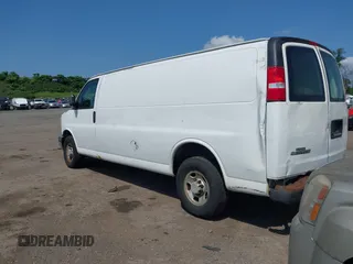 2007 Chevrolet Express Cargo with VIN 1GCGG29V871189408, listed as a IAAI auction lot 42567032 with 330,203 mi miles and . Bid and sale history available at DreamBid. Image 3.
