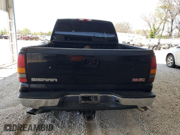 2004 GMC Sierra 1500 SLE z VIN 2GTEK13TX41377215, wystawiony jako Copart lot #53242885 z przebiegiem 202 070 mil mil oraz Szkoda całkowita • Salvage title. Historia ofert i sprzedaży dostępna na DreamBid. Obrazek 6.